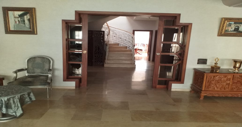 5 Chambres Chambres, ,4 Salle de bainSalle de bain,Appartement,A vendre,1126