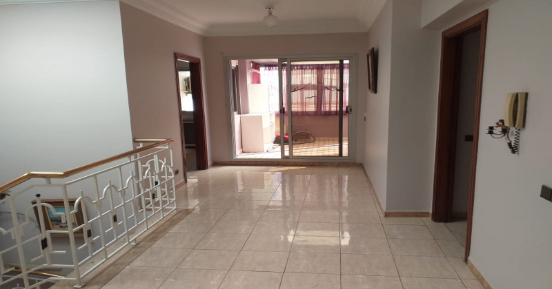 5 Chambres Chambres, ,4 Salle de bainSalle de bain,Appartement,A vendre,1126