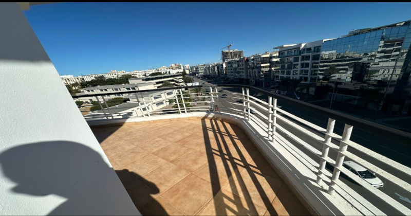 3 Chambres Chambres, ,2 Salle de bainSalle de bain,Appartement,A louer,1201