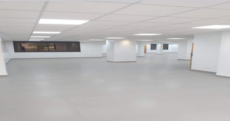 8 Chambres Chambres,2 Salle de bainSalle de bain,Bureau,A louer,1205