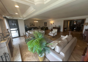 2 Chambres Chambres, ,2 Salle de bainSalle de bain,Appartement,A vendre,1212