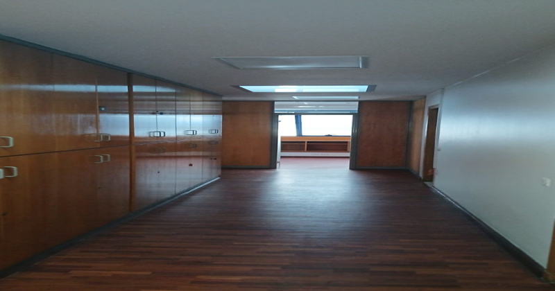 12 Chambres Chambres,Bureau,A louer,1219
