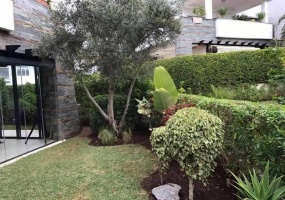 4 Bedrooms Bedrooms,3 BathroomsBathrooms,Appartement,1026