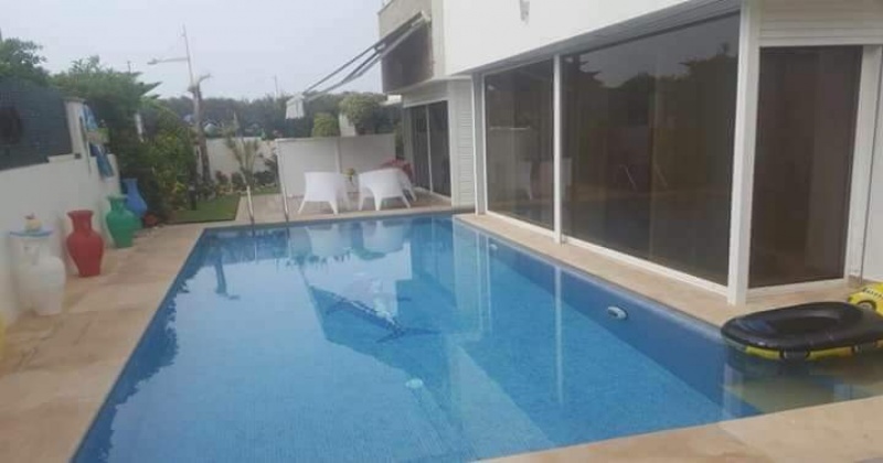 3 Bedrooms Bedrooms, ,2 BathroomsBathrooms,Villa,A vendre,1037
