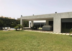 4 Bedrooms Bedrooms, ,3 BathroomsBathrooms,Villa,A vendre,1054