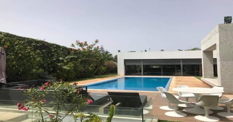 4 Bedrooms Bedrooms, ,3 BathroomsBathrooms,Villa,A vendre,1054